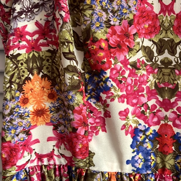 Like new Maggy London Spring summer girl next door dress - Picture 3 of 5